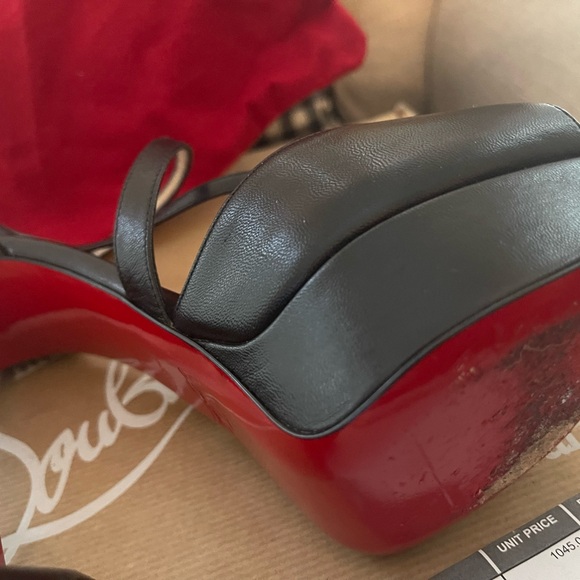 Used in great condition Christian Louboutin cross me 150 in black. - Picture 6 of 8